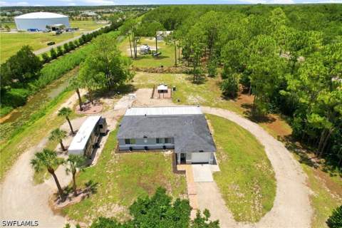 4225 16th St NE, Naples FL - photo 6 of 50