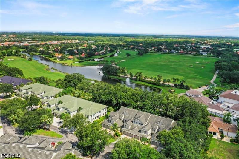 2 bedroom Condominium at 12051 Champions Green Way 313, Champion'S Green, Fort Myers — photo 2