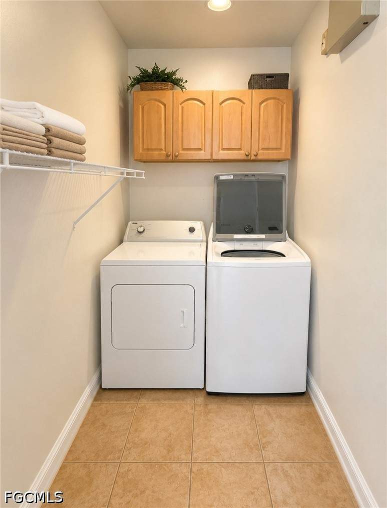 3 bedroom SingleFamilyResidence at 416 Candlewick Cir S, Parkwood, Lehigh Acres — photo 5