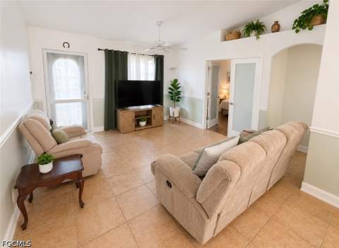 416 Candlewick Cir S, Lehigh Acres FL - photo 6 of 13