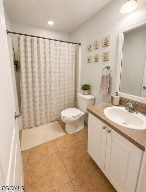 416 Candlewick Cir S, Lehigh Acres FL - photo 8 of 13