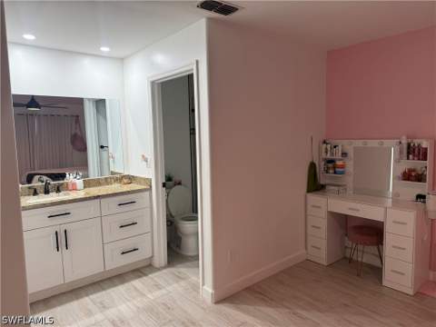 6320 Royal Woods Dr, Fort Myers FL - photo 10 of 29