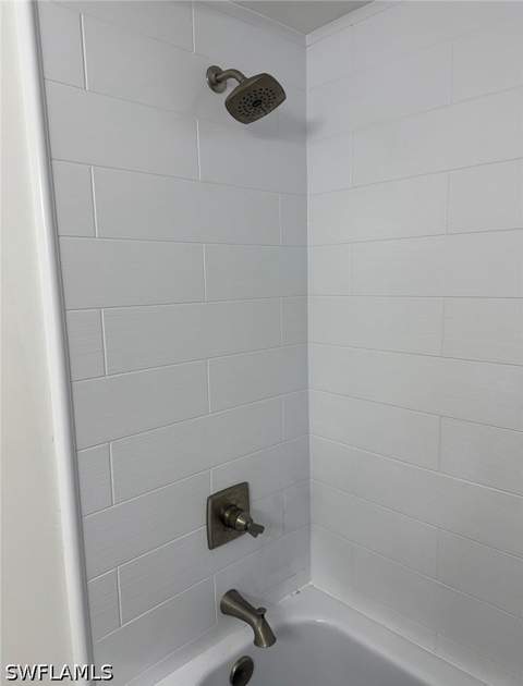 6320 Royal Woods Dr, Fort Myers FL - photo 15 of 29
