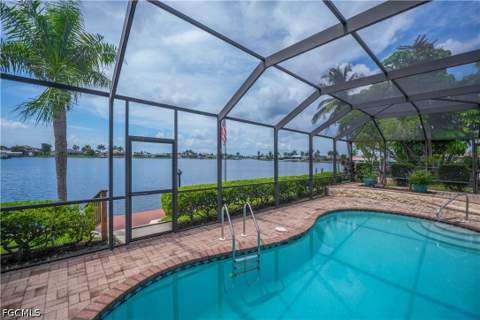412 Cape Coral Pkwy W, Cape Coral FL - photo 24 of 38