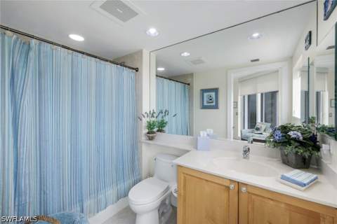1060 Borghese Ln 1404, Naples FL - photo 19 of 47