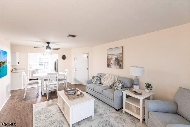 2 bedroom Condominium at 6775 Lake McGregor Cir, Hawaiian So, Fort Myers — photo 5