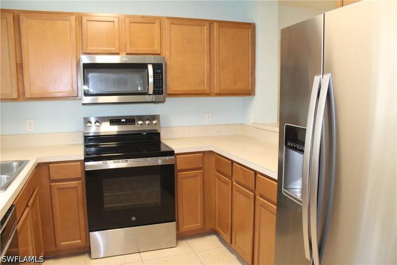 2 bedroom Townhouse at 9076 Gervais Cir 403, The Vistas, Naples — photo 2