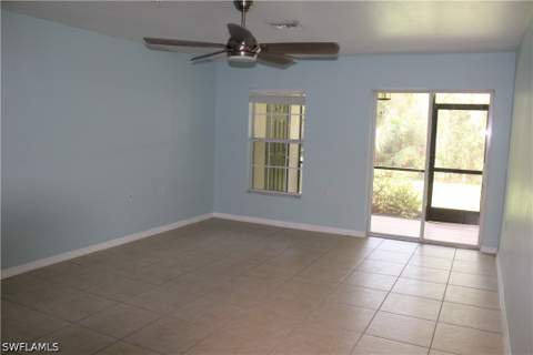 9076 Gervais Cir 403, Naples FL - photo 6 of 16