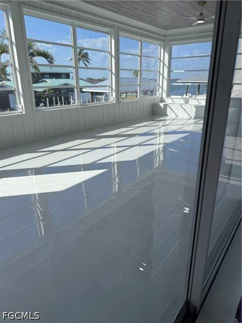 261 Egret St, Fort Myers Beach FL - photo 8 of 49