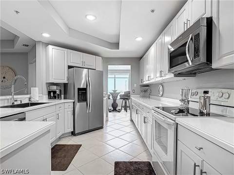 2745 1st St 1106, Fort Myers FL - photo 6 of 22
