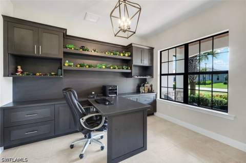 9577 Everglades Dr, Naples FL - photo 13 of 50