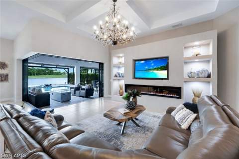 9577 Everglades Dr, Naples FL - photo 16 of 50