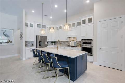 9577 Everglades Dr, Naples FL - photo 17 of 50