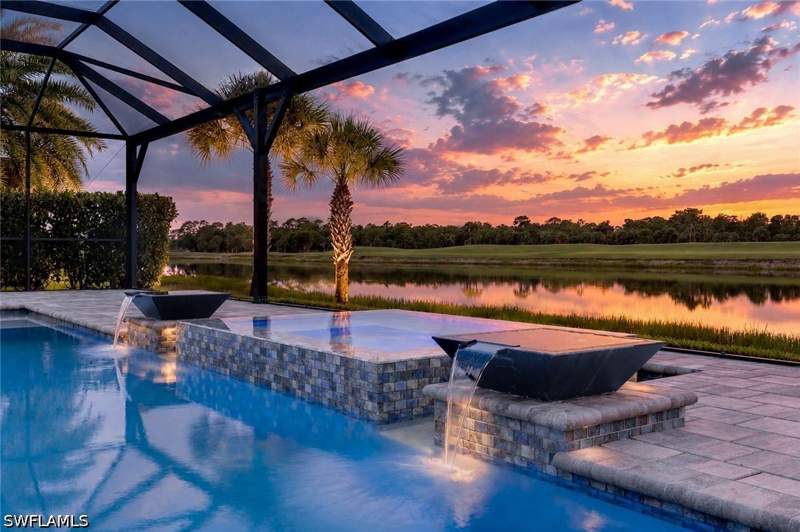 4 bedroom SingleFamilyResidence at 9577 Everglades Dr, Greyhawk At Golf Club Of The Everglades, Naples — photo 5