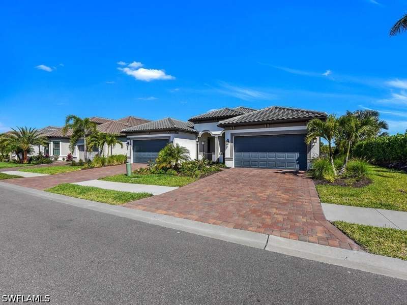 2 bedroom Attached at 11694 Canal Grande Dr, Esplanade Lake Club, Fort Myers — photo 3