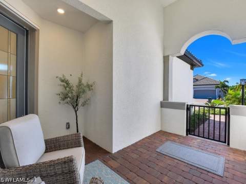 11694 Canal Grande Dr, Fort Myers FL - photo 6 of 36