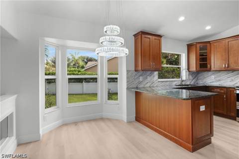 12960 Eagle Pointe Cir, Fort Myers FL - photo 7 of 20