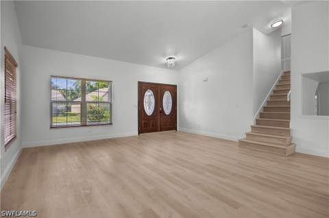 12960 Eagle Pointe Cir, Fort Myers FL - photo 9 of 20