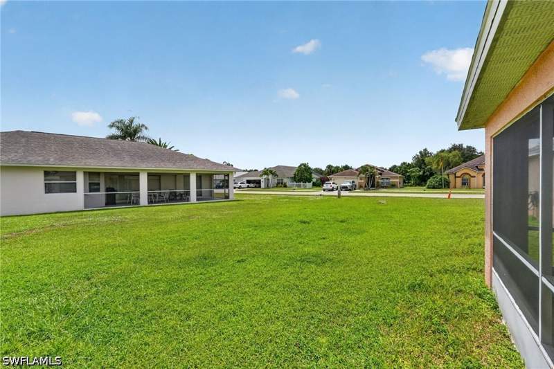 3 bedroom SingleFamilyResidence at 1502 Scholar Ct, Varsity Lakes, Lehigh Acres — photo 2