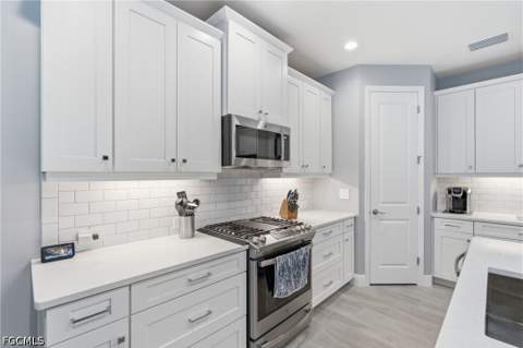 3121 Heritage Pines Dr, Fort Myers FL - photo 13 of 50