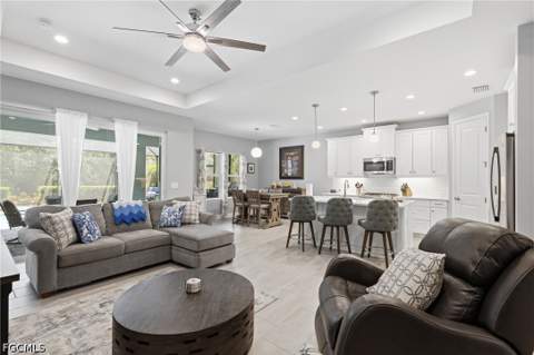 3121 Heritage Pines Dr, Fort Myers FL - photo 8 of 50