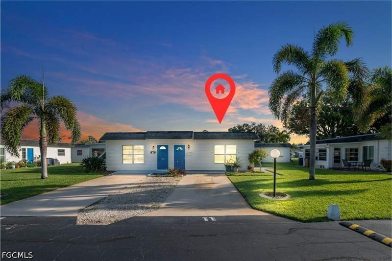 2 bedroom Attached at 11 Hamlin Ct, Orange Grove Park, Lehigh Acres — photo 2
