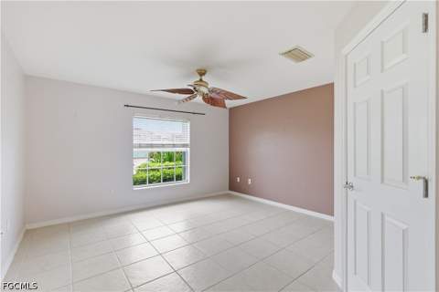 2447 Woodbourne Pl, Cape Coral FL - photo 11 of 37