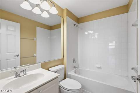 2447 Woodbourne Pl, Cape Coral FL - photo 14 of 37
