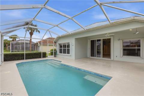2447 Woodbourne Pl, Cape Coral FL - photo 19 of 37