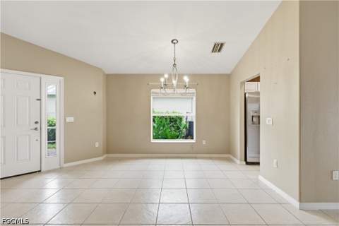 2447 Woodbourne Pl, Cape Coral FL - photo 7 of 37