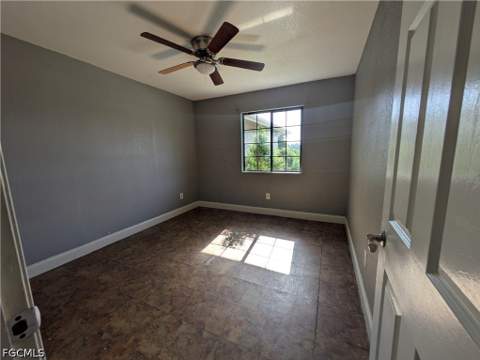 925 Foxdale Ave, Lehigh Acres FL - photo 11 of 13