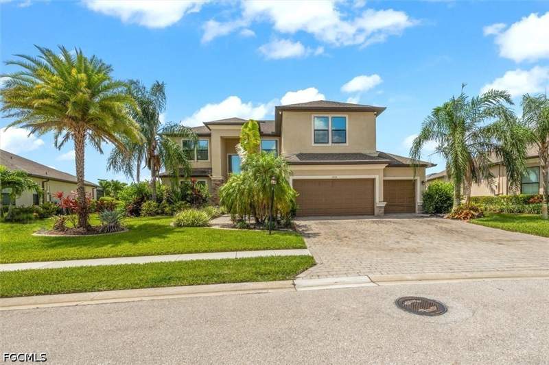 6 bedroom SingleFamilyResidence at 14106 Mindello Dr, Portico, Fort Myers — photo 3