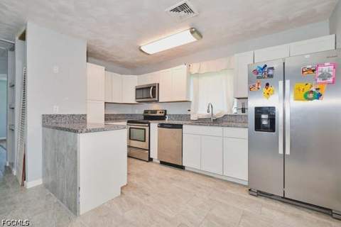 1637 Piney Rd, North Fort Myers FL - photo 10 of 39