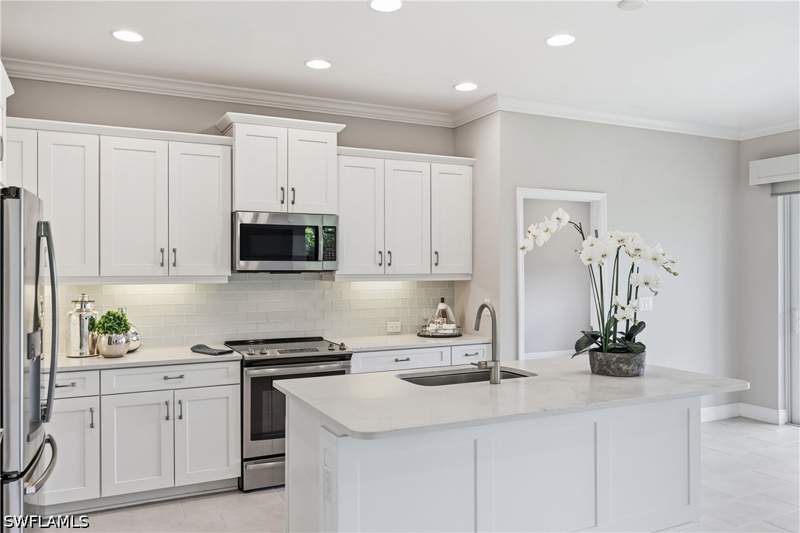 2 bedroom Condominium at 6966 Avalon Cir 908, Avalon, Naples — photo 5