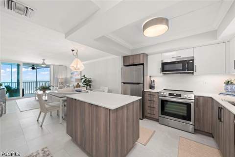250 Estero Blvd 302, Fort Myers Beach FL - photo 8 of 50
