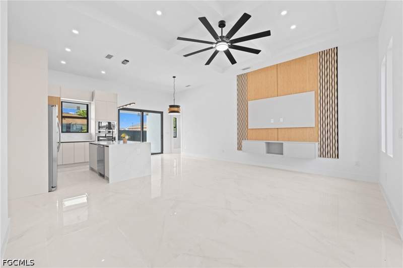 3 bedroom SingleFamilyResidence at 306 NE 11th St, Cape Coral, Cape Coral — photo 4