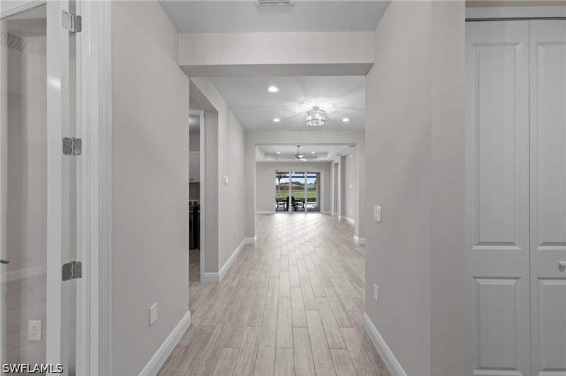 3 bedroom SingleFamilyResidence at 2941 Willow Ridge Ct, Willow Ridge, Fort Myers — photo 4