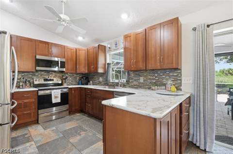1529 Crestwood Cir W, Lehigh Acres FL - photo 11 of 35