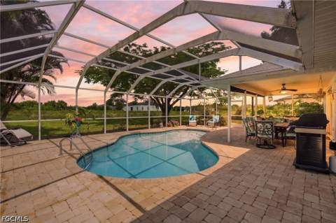 1529 Crestwood Cir W, Lehigh Acres FL - photo 23 of 35