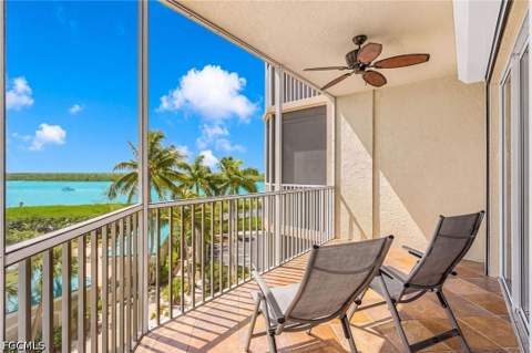 4141 Bay Beach Ln 442, Fort Myers Beach FL - photo 16 of 36