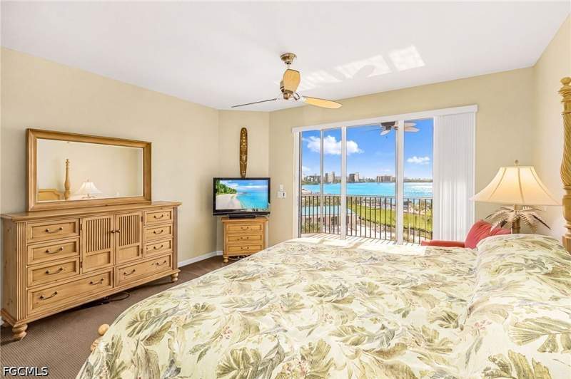 3 bedroom Condominium at 4141 Bay Beach Ln 442, Waterside At Bay Beach, Fort Myers Beach — photo 4