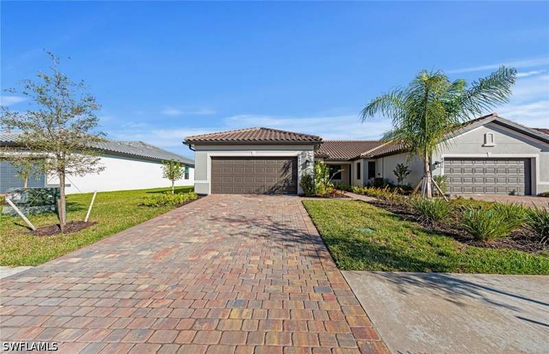 2 bedroom Attached at 6419 Memorial Ln, Del Webb, Ave Maria — photo 2