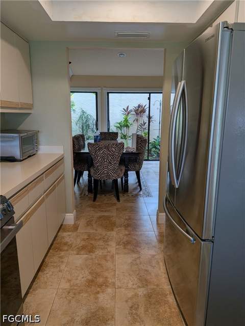 1712 Viscaya Pkwy, Cape Coral FL - photo 18 of 38
