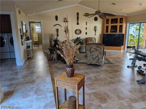 1712 Viscaya Pkwy, Cape Coral FL - photo 9 of 38