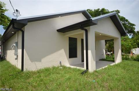3304 Armstrong Ct NE, Fort Myers FL - photo 20 of 21