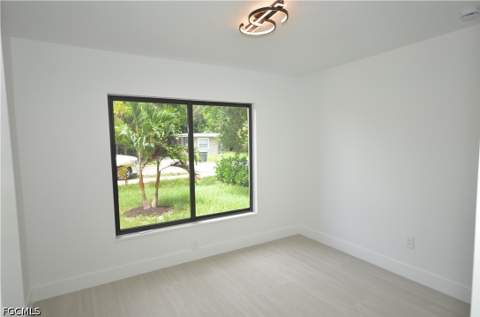 3304 Armstrong Ct NE, Fort Myers FL - photo 6 of 21