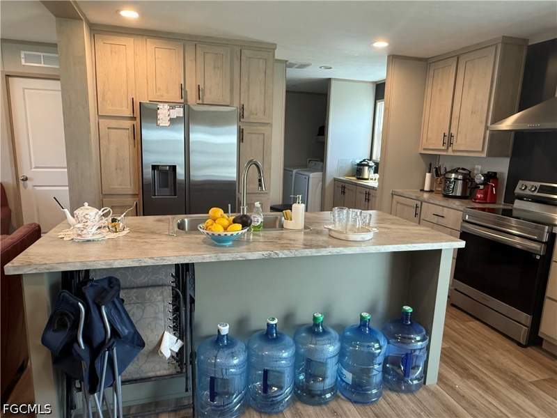 3 bedroom ManufacturedHome at 1550 Old Us Highway 27 265, Clewiston, Clewiston — photo 2