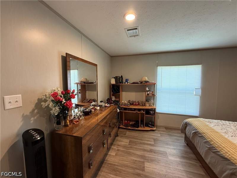 3 bedroom ManufacturedHome at 1550 Old Us Highway 27 265, Clewiston, Clewiston — photo 5