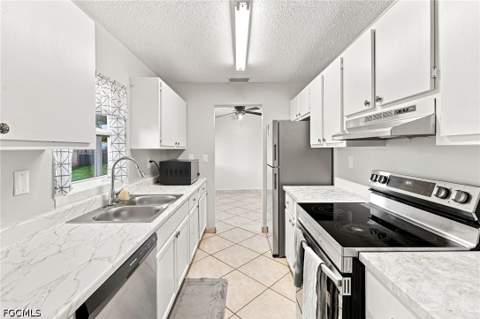 18186 Iris Rd, Fort Myers FL - photo 10 of 27