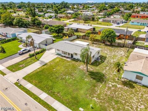 18186 Iris Rd, Fort Myers FL - photo 23 of 27